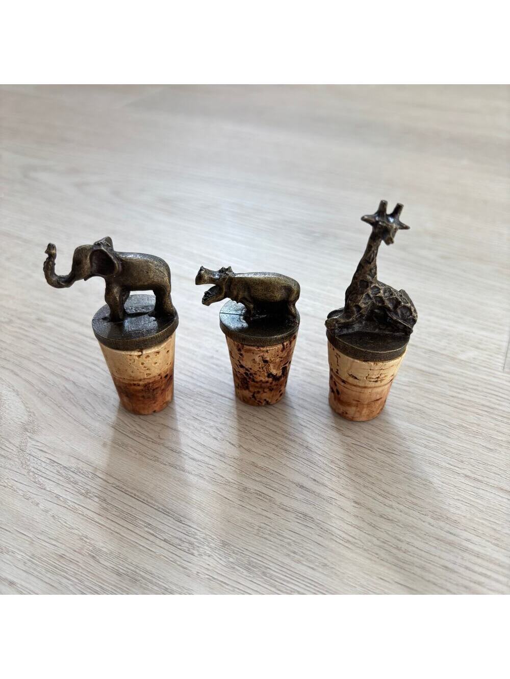 World Market Vintage EUC Safari Animal Brass Wine Bottle Stoppers Set of 3